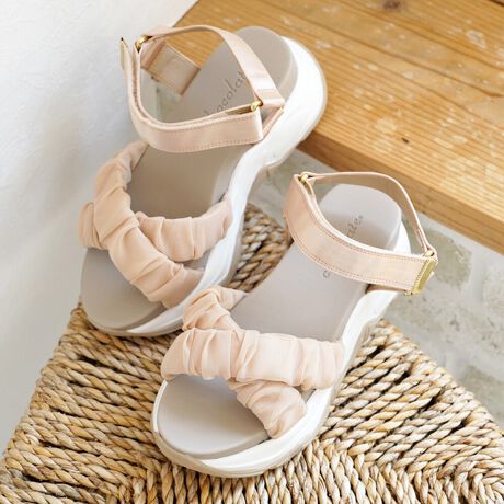 [^:10505]VtHfނgp\tgȃX|[cT_łBb̃VtH̃xg̒ɂ̓NbV̂ӂxgĂA͂ǂłBb̃VtH̃MU[͂łB̃xg̓}WbN^CvɂȂĂA\łBlbNxg̐ɂ̓S[h̃p[ctĂA؂ȈۂɁBEfރ\tgȑfނ݂̂gp܂BE\[ȐɗDꂽE^fނ̃\[̗p܂B{[ȐIȃtH͂łBEq[{[̂7.5cmq[gp܂B芴ɂAN`łB***************************************TCYi24.5cm̃X^btƂALł҂łB̃TCYIтOKłB@S F22-22.5cm@M F23-23.5cm@@L F24-24.5cm@@LL F25-25.5cmyq[z7.5cmyXg[z5.0cmyb()zMTCY@/ 18.5cmyd(Б)z356g(MTCYŌv)E^Al܂̂ŁA܂łQlxɂl܂BƖ̊֌Wp\RȂǂ̊ɂA኱iƉ摜̃J[قȂꍇ܂B\߂܂Bv`vCX / v`v / x[VbN / LC / lJWA / X|T / _炩 / y