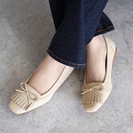 [^:1991]y25H~V 25AWVzgh̃tWtbgV[YBꂢ߂ȃX^Cɂ킹₷iȃVGbg|CgłBhH{Ă̂ŁACV[YƂĂ߂łBCŜ_炩AݍޗlȊ̗SnłBEfޓ{̏_炩ŏ㎿ȑfނ̗p܂ByA̗ǂɂSn̂1łBE\[͋ȐƃObvɗDꂽ̗pĂ܂B،^͕Lɐ݌vĂ̂ŕL̕ɂΉo܂BE~(ᔽ{C\[)ɗD2wg̑@\NbVᔽNbV̌`ɍ킹ăNbVݑւ̕SyĂ܂BNbVs̈͂ƋzsT|[gĂ܂BEq[芴̂1.5cmq[gp܂BɂAN`łB***************************************TCYi24.5cm̃X^btƂA25.0cmł҂łB߂̃TCYȂ̂ŁA̃TCỸTCYオ߂łByq[z1.5cmyb()zTCY23cm@/ 15.0cmyd(Б)z140g(TCY23cmŌv)E^Al܂̂ŁA܂łQlxɂl܂BƖ̊֌Wp\RȂǂ̊ɂA኱iƉ摜̃J[قȂꍇ܂B\߂܂Bychocolate `R[g C C  pvXz