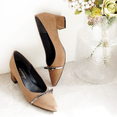 [^:218]y25H~V 25AWVz{obN|CebhgDpvXBhH{Ă̂ŁACV[YƂĂ߂łBCŜ_炩AݍޗlȊ̗SnłBEfޓ{̏_炩ŏ㎿ȑfނ̗p܂ByA̗ǂɂSn̂1łBE\[͋ȐƃObvɗDꂽ̗pĂ܂B،^͕Lɐ݌vĂ̂ŕL̕ɂΉo܂BE~(ᔽ{C\[)ɗD2wg̑@\NbVᔽNbV̌`ɍ킹ăNbVݑւ̕SyĂ܂BNbVs̈͂ƋzsT|[gĂ܂BEq[芴̂5.5cmq[gp܂BɂAN`łB***************************************TCYi24.5cm̃X^btƂA24.5cmł҂łB̃TCYOKłByq[z5.5cmyb()zTCY23cm@/ 14.5cmyd(Б)z215g(TCY23cmŌv)E^Al܂̂ŁA܂łQlxɂl܂BƖ̊֌Wp\RȂǂ̊ɂA኱iƉ摜̃J[قȂꍇ܂B\߂܂B