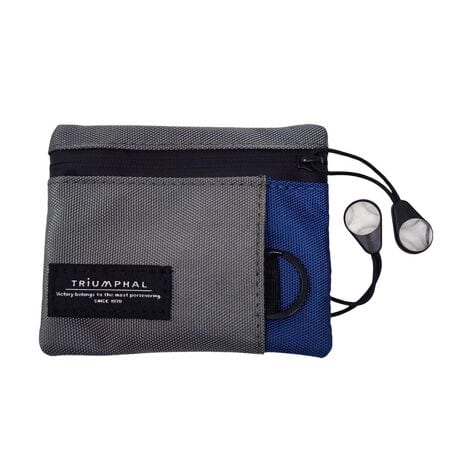 [^:kcp]yuhz TRiUMPHAL(gCAt@)yiz TRiUMPHAL COIN KEYCASEyizEL[P[XERCP[XEpXP[X̋@\ȂATRiUMPHAL̈̌^L[RCP[XBÊЂTCỸRpNgdlBEtgɂ́A[\ȃL[z_[Oƃt@Xi[|PbgtBEwʂ̃t@Xi[|Pbg͎̓d؂2ɕĂāAO̓̕NAdlŒĕ֗BiTCYΎԂ̃X}[gL[[\jEtgƔwʂ̃t@Xi[ɂ͎~t@Xi[̗pBE\ʂɂ͐ɂnx郉o[R[eBO{iCgpBio[R[eBO{Ă̂́An^Cv4J[A001.ubNE002.CO[E003.x[WE004.lCr[݂̂ƂȂ܂BlCeBu^Cvɂ͐ɋn͎gpĂ܂B\߂ӂBjEƂ肳Ə_炩GŒ悢򊴂Ȃ}bgȎyfށziC[001.ubN^002.CO[^003.x[W^004.lCr[]iCio[R[eBOjiCE|GXe[005.ubN^006.x[W^007.XJCu[]vgziȁjEiCE|GXeyYz yTCYz[c]8cm []11cm [}`]2cmTCY͓XuTCYłBۂ̏iƂ͑̌덷ꍇ܂B炩߂Bydʁz29gyӓ_zfނ̓AJEEȂǂ̐▀CȂǂɂA{i瑼̂̂ւ̐Fڂ肪邱Ƃ܂B݂̋Zpł͔Ȃۂł̂łBxWVi[Ȃǂ̊n܂̎gp͐΂ɂ߉BnhV_[Aɒ[ɏd̂Ă̎gp͔ǰƂȂ܂̂ł߉B@ꍇ͐p̕یobOgpŁA{iɂꉺB{î͂ی삷dlł͐YĂ܂B{̖ړIOł̂gp͗\ʎ̂ɂȂ鋰ꂪ܂̂Ő΂ɂ߉BJ⃂j^[̐ɂA摜Ǝ̐F̈Ⴂꍇ܂̂ł肢܂