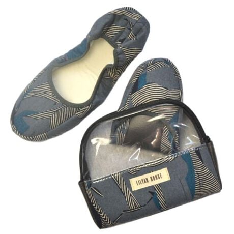 [^:lilyanslipper1]yuhz LILYAN HOUSE(AnEX)yiz LILYAN HOUSE AnEX gуXbpyizEI[V[YgARpNgyʁI^тɕ֗ȌgуXbpBTCY22`24cmɑΉBE2ɐ܂Ď[^CvȂ̂ŁAfUC̃|[`ɓăRpNgɁIƂĂŷŁA^тɕ֗IE̓SdlBƂ܂ł蕢S̃tBbgŁAEɂ݌vBEC͍Ȃ̂ŁAGĂꏊłCG炷ƂȂIEԃJ[ȂǁAfUCƃJ[oG[VŁAwEƎ◷̃zeAs@̒ł̗ւȂǁAlXȃV[ŊłACeyfށz[\n]yM-361001AM-361002AM-331060AM-361005AM-361008V[YzȁAyM-361006AM-361010V[Yz<br>y̑z[]yM-361010V[YzPVCy̑zvyYz yTCYzt[TCYi22cm`24cmjE[P[X[c]14.5cm []17.5cm [}`]3cmTCY͓XuTCYłBۂ̏iƂ͑̌덷ꍇ܂B炩߂Bydʁz110g iP[XƃXbp̏dʌvlłBjyӓ_zJ⃂j^[̐ɂA摜Ǝ̐F̈Ⴂꍇ܂̂ł肢܂