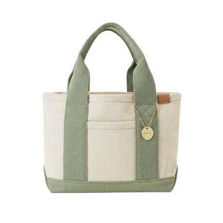 [^:ds13959]yuhz DOT&STRIPE(hbgAhXgCv)yiz DOT&STRIPE LoX d؂~jg[gyizEƂ̃LoXnŒNpłLoXd؂~jg[gobOoBEd؂肪3ɕĂāACɂ͂zꂽAB5m[g肬TCYBEΑ2̎d؂ɂ́Aσ|[`X}zAd؂ɂ500ml̃ybg{gۂBEd؂2AO1̃I[v|PbgApXP[X{[yTbƎoĂBEd؂肪̂ŁAobO̐ڂ₷A`bƌobỎpIVBEobOɕtĂO\ȃ`[ANZgɁyfށzRbg(LoXn)yYz yTCYz[c]20cm^[]24cm^[}`]16cm[]31cmTCY͓XuTCYłBۂ̏iȂтɃ[J[\LTCYƂ͑̌덷ꍇ܂B炩߂Bydʁz370gyӓ_zC␅GɂF邱Ƃ܂BJVł̂gp┖F̈ߗނ𒅗p̍ۂ͓ɂӉB܂̏i̐FAڍs̉eɂӉB̏i͎dđfނfP[gȂߔj̋ꂪ܂B舵ɂ͂ӉBgp̍ہAߗޓ߂邱Ƃ܂B舵ɂ͂ӂB͂ł܂BJ⃂j^[̐ɂA摜Ǝ̐F̈Ⴂꍇ܂̂ł肢܂BypV[zv[g 蕨 Mtg Ԃ zj V j j