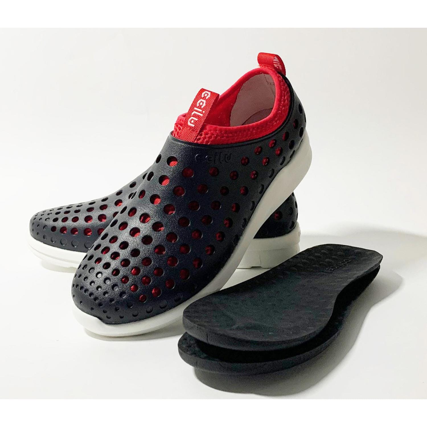 [}C]ccilu INTUITION WINNI WILL JP/obN[ht@~[iBACKYARD FAMILYj BLACK/RED