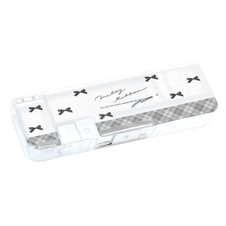 [^:softpencase2]yuhz Q-LIA(N[A)yiz \tgyP[Xy[J[^ԁz yizEK[[ȃOf[VJ[ɁAI[byo^tCSfIPETIT LARME(v`E)\tgyP[XBEʊJŎg₷{bNX^MBXȂ̂ɂՂ[łႤ̂EIeɂ́AM5{El[yES̈ʒuɂ܂2̔zuBE5{̉M܂z_[͉Ȃ̂ŁAoX[YBEIe̗̔ɂ́At̎Ԋ\NA|PbgtI̎ƂɎg׋̏NNB@ق̂蓧锼^CṽJ[ɂ́AuԊ\v͕tĂ܂BӂBESpXy[X̂ɂ́AÔł鉔M킪tĂāAƂĂ֗IJX^b`Ŏ̂ĂEE̔ɂ́A15cmKOpKAxȂǎZ̎ԂɊ􂷂铹[\BEIeEEESXy[X̔́AJyȃ}OlbgBEwNANXAOLłuOV[vtĂ̂ŁAFƂ̃yP[Xłv@ق̂蓧锼^CṽJ[ɂ́AuOV[v͕tĂ܂BӂByfށz[Jo[]PVC(c^Eȁ^PU)[{]ABS[yz_[]PE[w\]PVC[]ABSy~gEp[vEOf^CvEXJC^Cvz[Jo[c]PVC[{]ABS[yz_[]PE[w\]PVC[]ABSy~jCn[gEW[j[C}Ch[XEGiKm}hEpXeJ[CgEX[CtGiKEttLgDYEeB{EGiKVbvz[Jo[]PVC[c]PP[{]ABS[yz_[]PE[]ABSyYz yTCYzy{́z[c]9cm^[]25cm^[]3cmySXy[Xz[c]5.5cm^[]3.3cmTCY͓Xv̎TCYłBۂ̏iȂтɃ[J[\LTCYƂ͑̌덷ꍇ܂B炩߂Bydʁz248g(GiKm}h̏ȉdʂłB)yӓ_zgp̑OɁu戵v悭ǂ݂̏AgBM͍̂ĉBM̍JX͕K̂ĂĂ[ĉBS̓TCYɂĂ͓Ȃ̂܂̂ŁAӉB(SXy[X:H55~W33mm)Ȃǂ̏Ռɂj鋰ꂪ܂B舵ɂ͏\ɂӉBp[cꂽ葹ώꍇ͎gpȂłBn܂̂ŉȂ悤\ɒӂĂӂBʏTCỶM(a7.5炢)gpB(TCYɂĂ͓Â炢ꍇ܂B)J⃂j^[̐ɂA摜Ǝ̐F̈Ⴂꍇ܂̂ł肢܂BypV[zv[g 蕨 Mtg Ԃ zj V j j