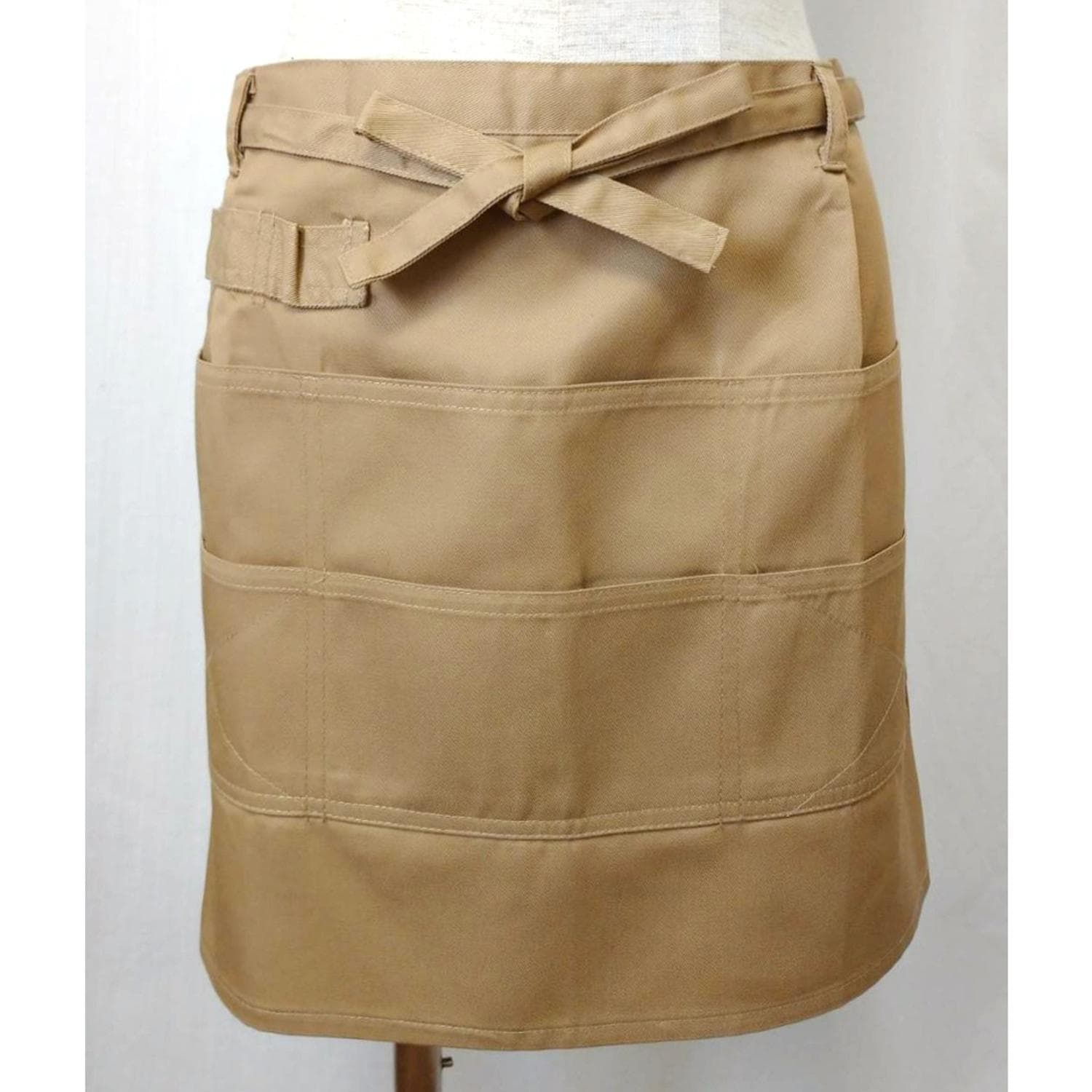 [�}���C]�c�C�� �M�����\�� �G�v����/�o�b�N���[�h�t�@�~���[�iBACKYARD FAMILY�j �x�[�W��