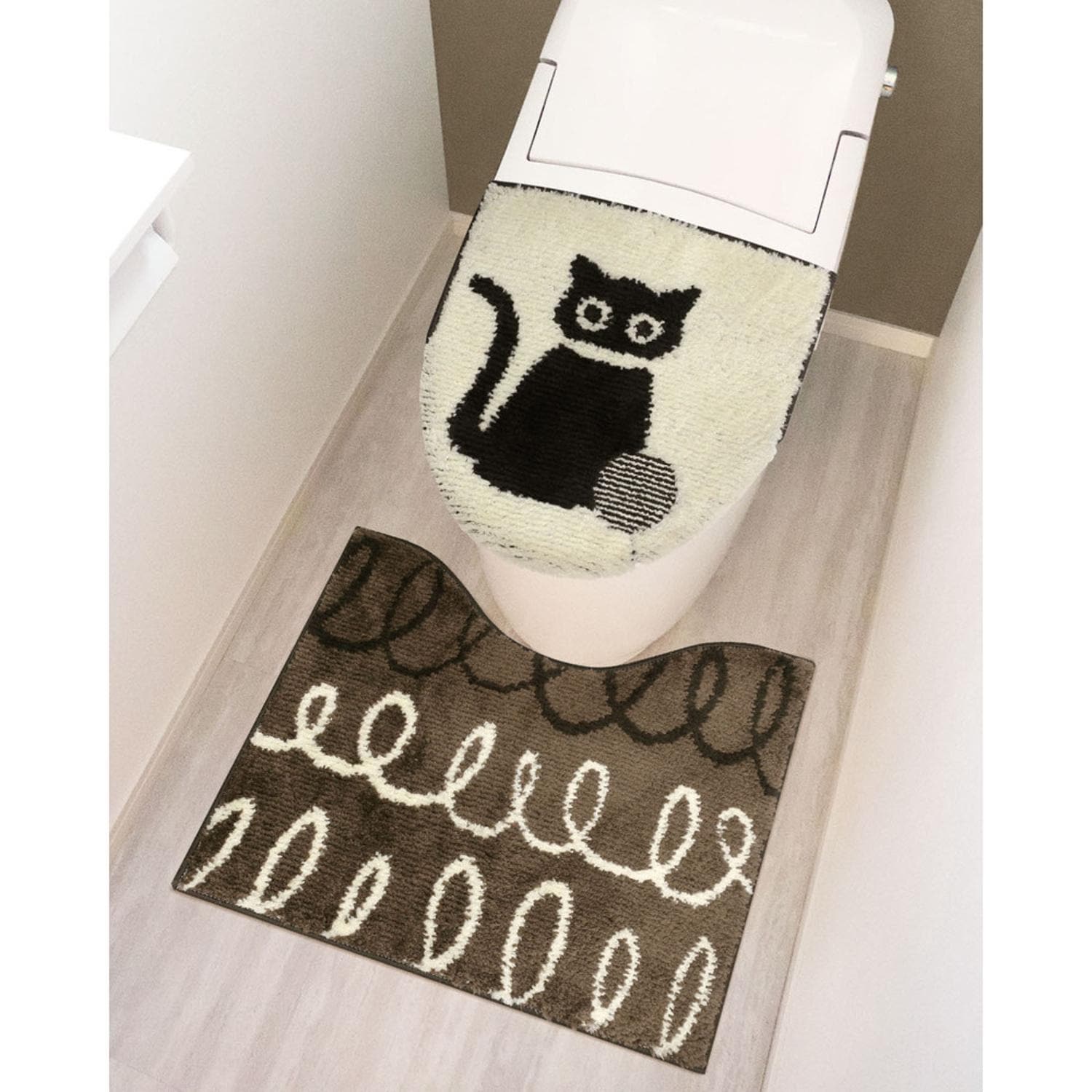 [}C]SOPO gC2_Zbg/obN[ht@~[iBACKYARD FAMILYj Lbg