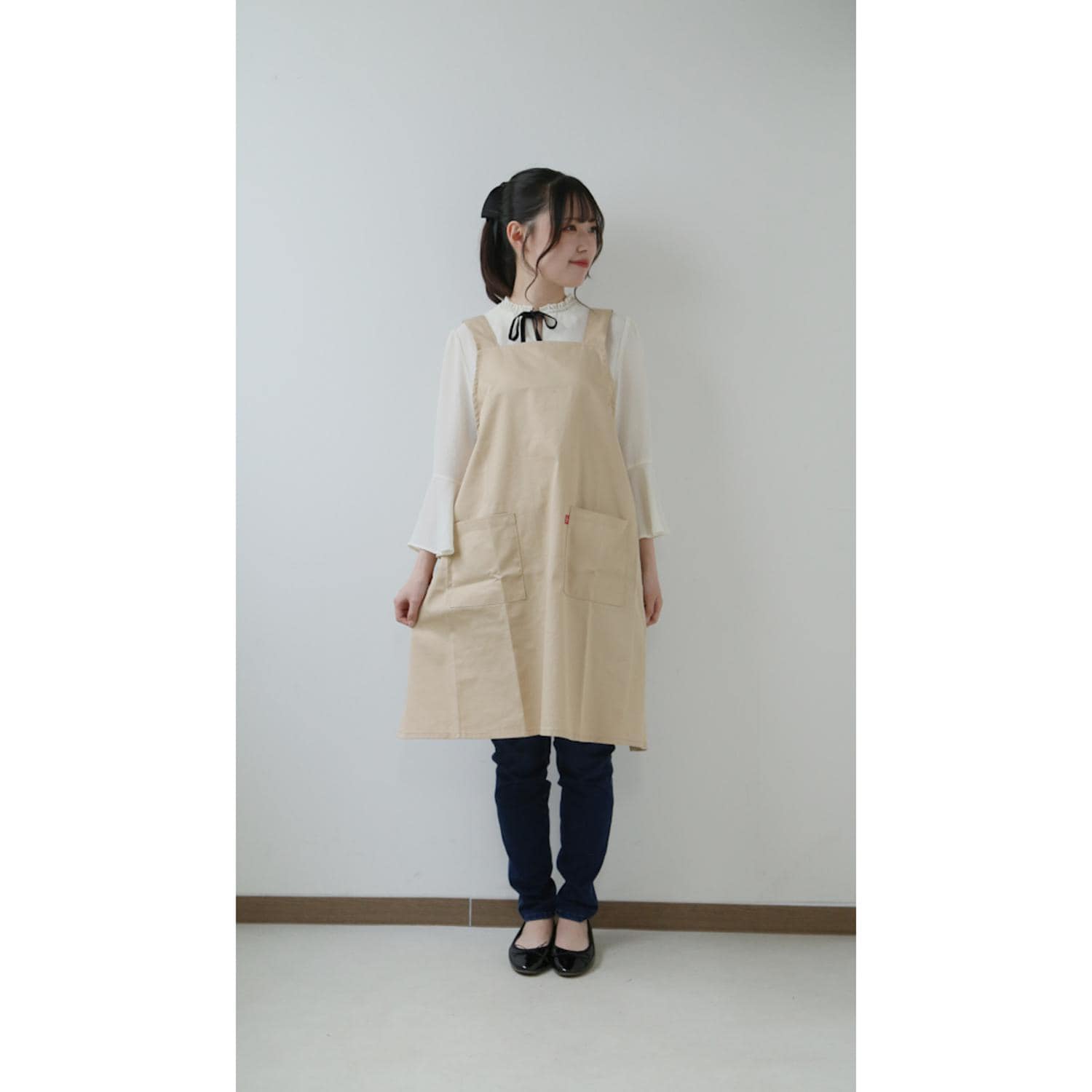 [}C]EDWIN nH^Gv/obN[ht@~[iBACKYARD FAMILYj AC{[