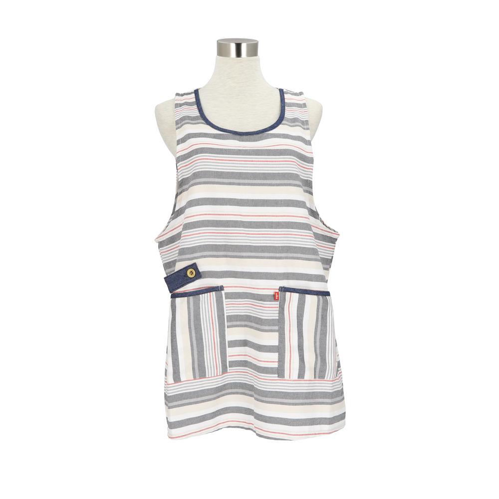 [}C]EDWIN ^Gv/obN[ht@~[iBACKYARD FAMILYj {[_[2