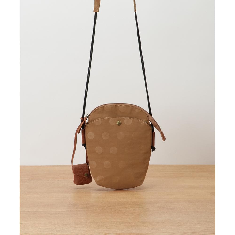 [}C]toleur iChbg~jTRbV/obN[ht@~[iBACKYARD FAMILYj CM