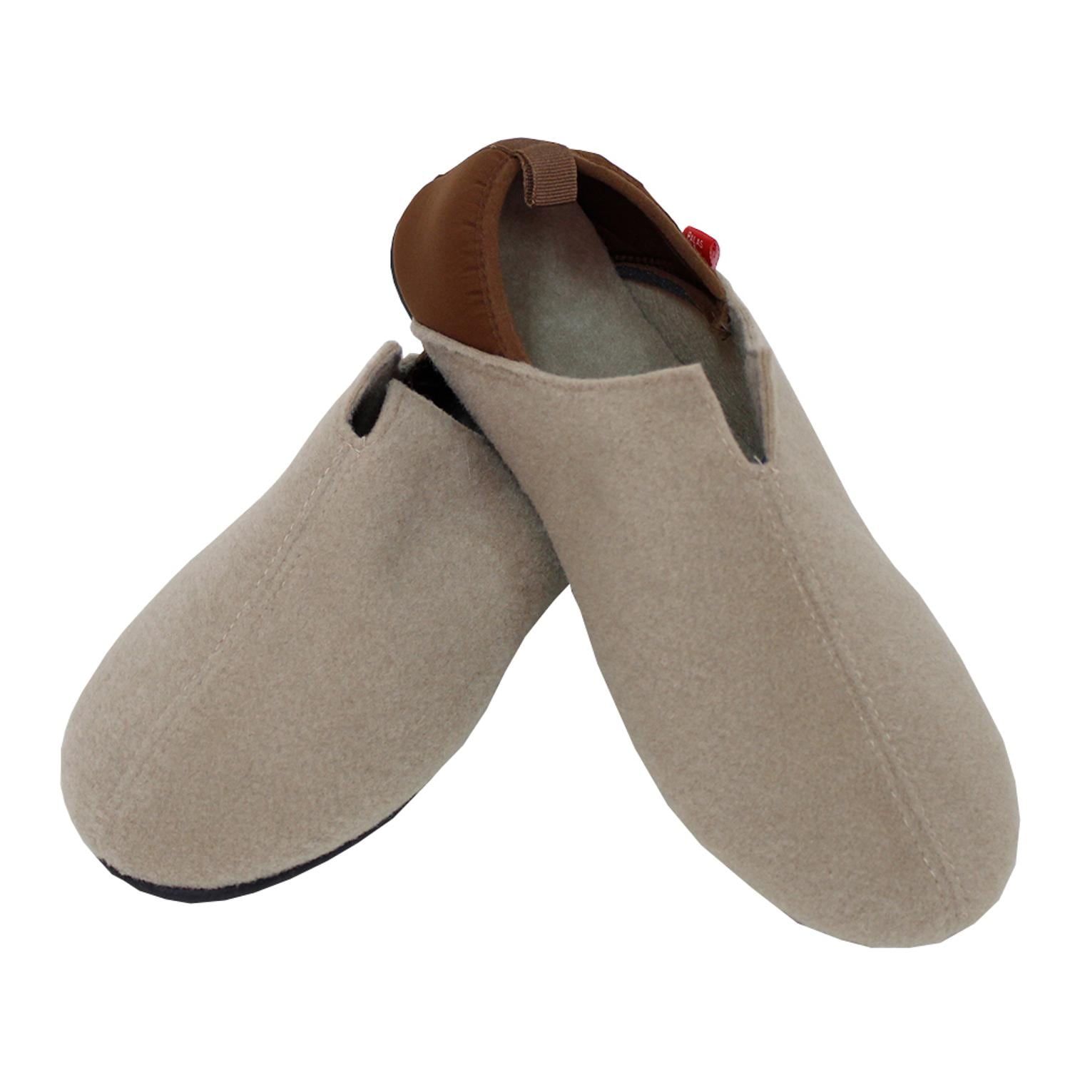 [}C]tBbJ Fikka tFgbNXb|/obN[ht@~[iBACKYARD FAMILYj x[W