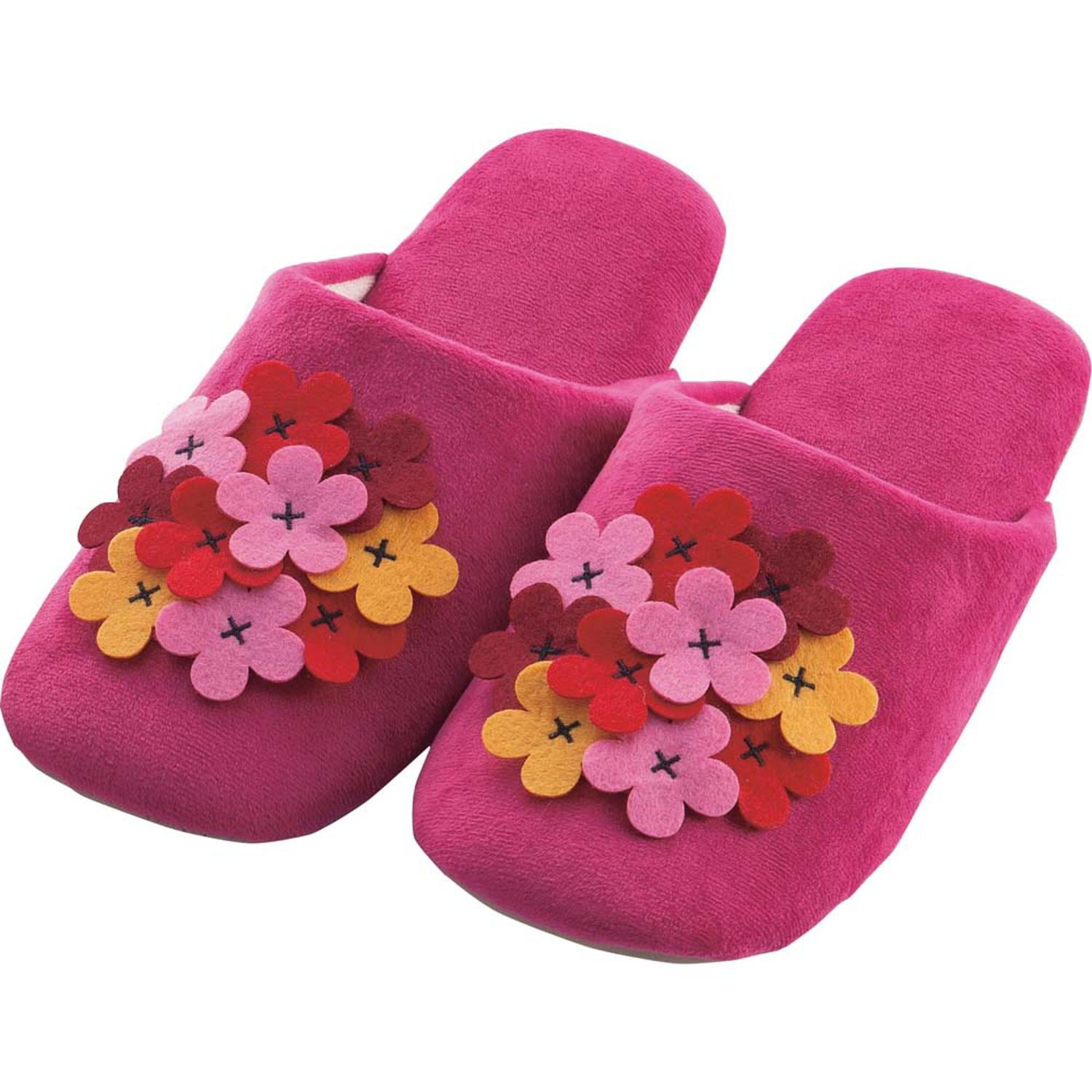 [}C]zR h Xbp/obN[ht@~[iBACKYARD FAMILYj sN