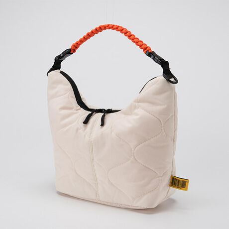 [^:k387]yuhz KiU(LE)yiz KiU 2WAY HANDLE PADDED BAG MINI K387y[J[^ԁz yizyTbƎo邨ȏ_zFȃV[Ŋ􁙁uKiU 2WAY HANDLE PADDED BAG MINIvByRpNgǗɂȂ[́zڈȏɂ閜\obOB܂Ƃ܂A◷sȂǂɂ߁IyD݂ɍ킹ăX^C`FWz|΂ߊ|͂BV_[OƁAnhobOɂȂ2wayi1jnhobÕAW2ʂBnh̃IWR[hƃV_[OčẼobNŗ߂ƁAtHς邱Ƃ\łByKoƊJ_ut@Xi[zEǂ炩I[vIo₷At@Xi[΃vCoV[mہBy}XgACeЂƂ܂Ƃ߁zA5TCY500mlybg{gAɎ[\BXȂω׏d͖18kgBi2jV_[ȂǂSĎOŏTCYŎgpۂ́AA5TCY[邱Ƃł܂ByTNbƎoĖqm炸zɃ|Pbg1zuBׁXAobO̒ŒTԂsvByN₩ȃIWF̗nzn̓IWœBobO̎FAɌ₷dオByJX^݁I֗DJtznh̕tɂDJB莝̃pXP[X`[Ȃǂ𑕒āAdlɁByy₩ȎgSnŃmXgXẑɕSȂyʐ݌vBył̂|CgByƂ̉JȂvz␅He₷AvXB@邾Bi3jShł͂܂ByOKjZbNXfUCz_炩ȃLeBOnɁAS^OANZgIVFA߁y|PbgdlzFt@Xi[|Pbg~1yfށz[\n]|GXe100%[]|GXe100%yYz yTCYz[c]19cm^[㕔]31cm^[ꕔ]22cm[}`]11cm^[]32cm[V_[]88cm`136cmi߉\jTCY͓Xv̎TCYłBۂ̏iȂтɃ[J[\LTCYƂ͑̌덷ꍇ܂B炩߂Bydʁz156gyeʁz3.5Lyω׏dz18kgyӓ_zŇo߂C̎x⎇OAM≘ꓙɂA򉻂Ȃǂꍇ܂BԓɂACARȂǂɂFFڂ肷邱Ƃ܂B舵̍ۂ́AipbP[WȂǂɋLڂĂi\AAeV^OAgp̒ӎȂǂKmFB{̖ړIȊOɂ͂gpɂȂȂŉBJ⃂j^[̐ɂA摜Ǝ̐F̈Ⴂꍇ܂̂ł肢܂BypV[zv[g 蕨 Mtg Ԃ zj V j jkiu V_[obO LE K387 ʔ V_[obN V_[ obO ΂߂obO 2WAY nhpfbgobO~j  fB[X Y y y  | s LeBO  Vv  jpobO