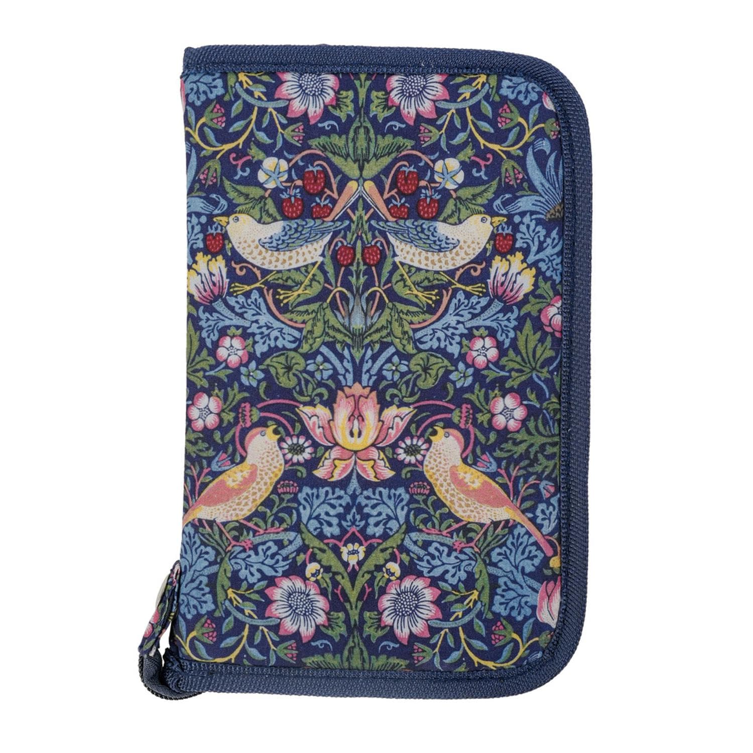 [}C]X[hRNV ʉ@|[`/obN[ht@~[iBACKYARD FAMILYj D_