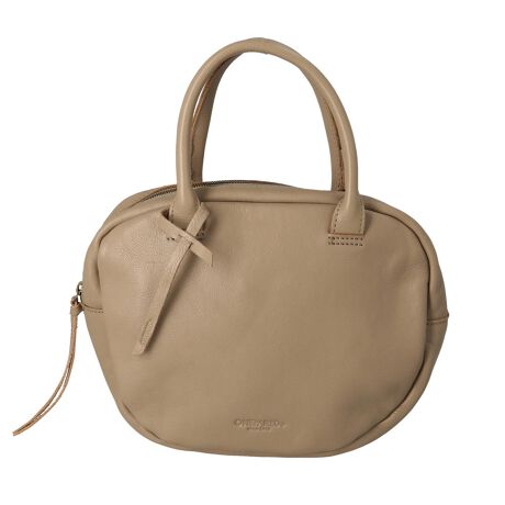 [^:one51078]yuhz ONEPAIRED(yA[h)yiz ONEPAIRED yA[h SVI[o{Xgy[J[^ԁz yizyȏ_ɂ҂zFȃV[ŃwreԈႢȂuONEPAIRED SVI[o{XgvBy^т₷TCYz~j}ɎĂRpNgTCYzX}zȂǃ}XgȃACeINByۂtHŗD͋CzobÕVGbg͊ۂ`ŁA炵D͋CoBy萮ځzƔwʂ̊Oɏ|Pbg𕡐݂AȂĂdĎ[\ByȂ݂̗ǂi`zNłĂ锧Ȃ݂̗ǂi`J[̗pBlXȃR[fɍ̂ysɍEꂸpzʂ̂ȂVvfUCŗsɍEꂸĝ|CgByƂVѐSvXznhƃt@Xi[̈ɁA߂̃Xgbv݂ƂVѐSdオBy؂ȕւ̑蕨ɂ߁zNGߖ킸g₷AMtgɂœKBۊǂɖ𗧂sDzfނ̎[ܕtBy|PbgdlzC[EEEt@Xi[|Pbg~1AI[v|Pbg~2wʁEEEI[v|Pbg~1(}Olbg{^t)yfށzvyYz oOfVyTCYz[c]23cm^[(ő)]25cm^[}`]10cm[]33cmTCY͓Xv̎TCYłBۂ̏iȂтɃ[J[\LTCYƂ͑̌덷ꍇ܂B炩߂Bydʁz447gyӓ_z[ti][ x 1Ňo߂C̎x⎇OAM≘ꓙɂA򉻂Ȃǂꍇ܂BԓɂACARȂǂɂFFڂ肷邱Ƃ܂B舵̍ۂ́AipbP[WȂǂɋLڂĂi\AAeV^OAgp̒ӎȂǂKmFB{̖ړIȊOɂ͂gpɂȂȂŉBJ⃂j^[̐ɂA摜Ǝ̐F̈Ⴂꍇ܂̂ł肢܂BypV[zv[g 蕨 Mtg Ԃ zj V j jnhobO {v fB[X ʔ nhobN ~j{XgobO 񂰃obO g[gobO v U[ i ꂢ  l 킢  q 20 30 40 50 ONEPAIRED yA[h 51078 fB[XobO