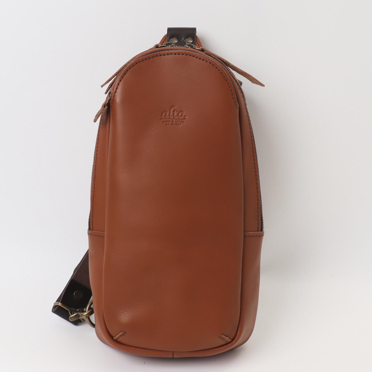 alto. Hオイルヌメ ボディバッグ縦型