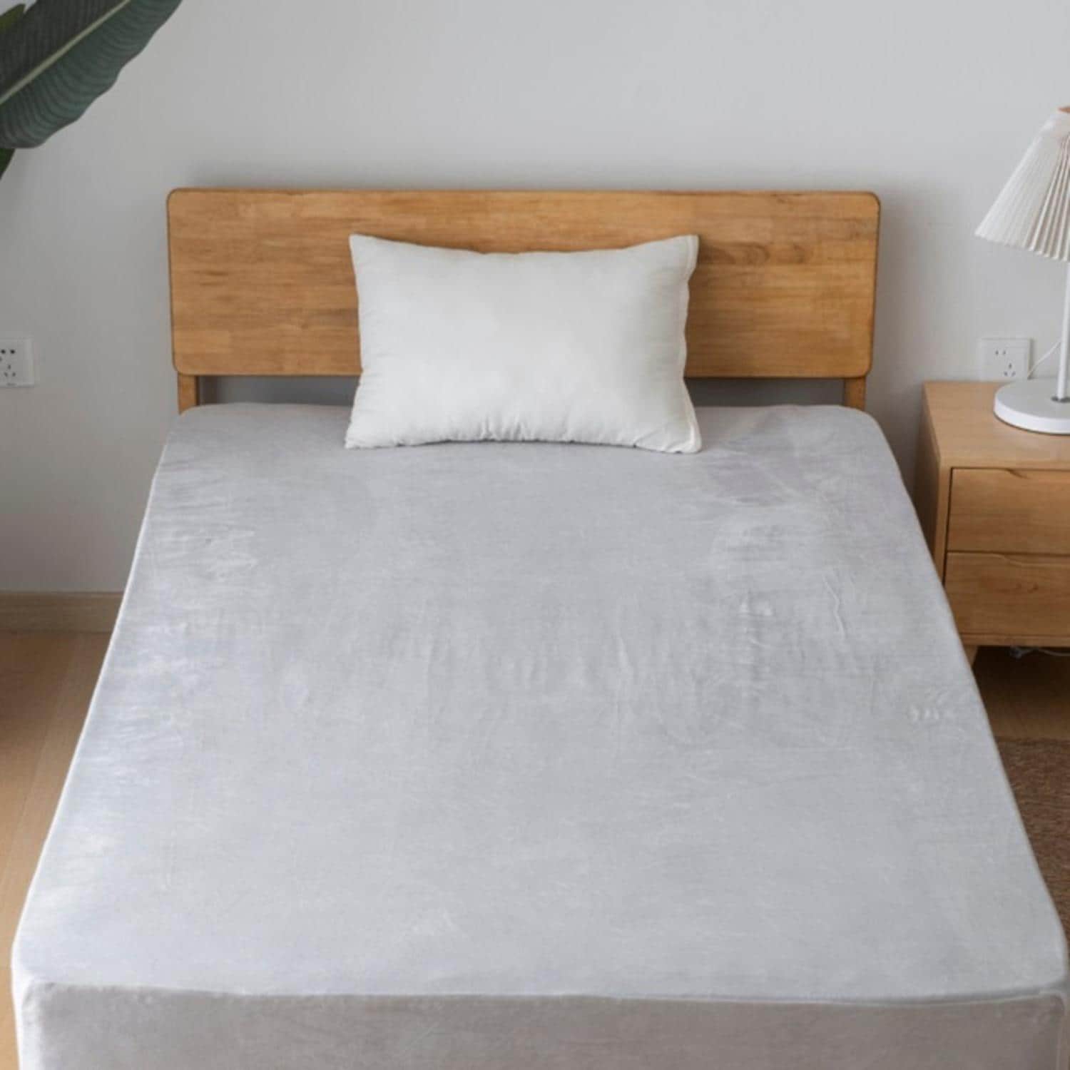 [}C]}CNt@Co[ ̂т̂у{bNXV[c Z~_u/obN[ht@~[iBACKYARD FAMILYj GY