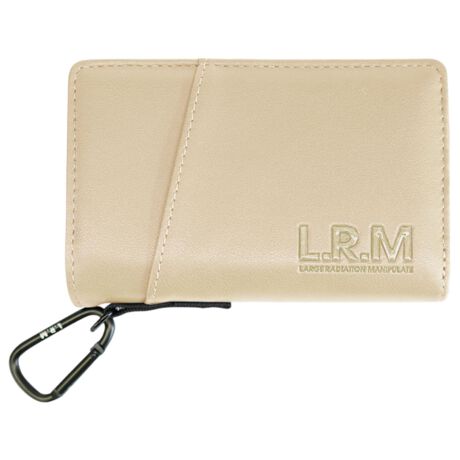 [^:lrmmiddle]yuhz L.R.M(GEA[EG)yiz L.R.M ~hzy[J[^ԁz yizy閜\ACezV[킸􁝎[͂g΂ȁuL.R.M ~hzvByX}[gɎ^ׂĎg蔲QzKvȕ܂Ƃ܂A܂zBobOɂIN₷TCYByKoƊJƗ^Kzwʂ̏KLt@Xi[ŃI[vBdł2[dlBijɃ|Pbg2zuByłǂłJߊȒPzJ̓Xibv{^BłTbƊJ߂łAяoK[hByD⃌V[gdz[߂̂Dꂪ2BƃV[g̎Ȃǂ𕪂Ď[łĕ֗ByȃJ[hނՂ[zJ[h|Pbgt[|Pbg[B1₷Ă̂|CgByTbƎoOʃ|PbgzOʂɂ|PbgzuBICJ[hȂǁAgppx̍̂INByȒPɑłJritzt̃JrigāAobÕnhxg[vȂǂɎt\ByCɓIׂfUCzfUCقȂ2^CvBVvȃfUCŁAMtgɂ߁ByAEghAuhAL.R.MzANeBuX^CAƋCyɎĂACeɏ؂ƂvaBijLARGE RADIATION MANIPULATE̗łBy|PbgdlzFD~2AJ[h|Pbg~8At[|Pbg~4OʁFI[v|Pbg~1wʁFLt@Xi[K~1iɃI[v|Pbg~2jyfށzyYz yTCYz[c]9cm^[]14cm^[]3cmJri܂܂ȂTCYłBTCY͓Xv̎TCYłBۂ̏iȂтɃ[J[\LTCYƂ͑̌덷ꍇ܂B炩߂Bydʁz149gyӓ_zŇo߂C̎x⎇OAM≘ꓙɂA򉻂Ȃǂꍇ܂BԓɂACARȂǂɂFFڂ肷邱Ƃ܂B舵̍ۂ́AipbP[WȂǂɋLڂĂi\AAeV^OAgp̒ӎȂǂKmFB{̖ړIȊOɂ͂gpɂȂȂŉBJ⃂j^[̐ɂA摜Ǝ̐F̈Ⴂꍇ܂̂ł肢܂BypV[zv[g 蕨 Mtg Ԃ zj V j jL.R.M z ܂ ʔ ܂z 2܂z Y  TCt Kꂠ uh  Vv Jrit j jq ʋ ʊw Z w w  Cws m JWA Lt@Xi[ ~hz Yz