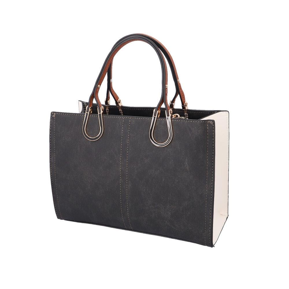 [}C]G|^fjCNgCJ[obO/obN[ht@~[iBACKYARD FAMILYj ubN