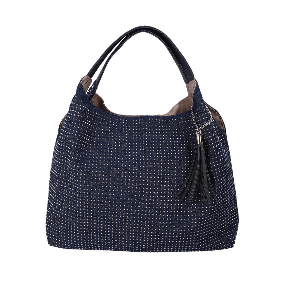 [}C]zbgtBbNXo[g[g/obN[ht@~[iBACKYARD FAMILYj lCr[