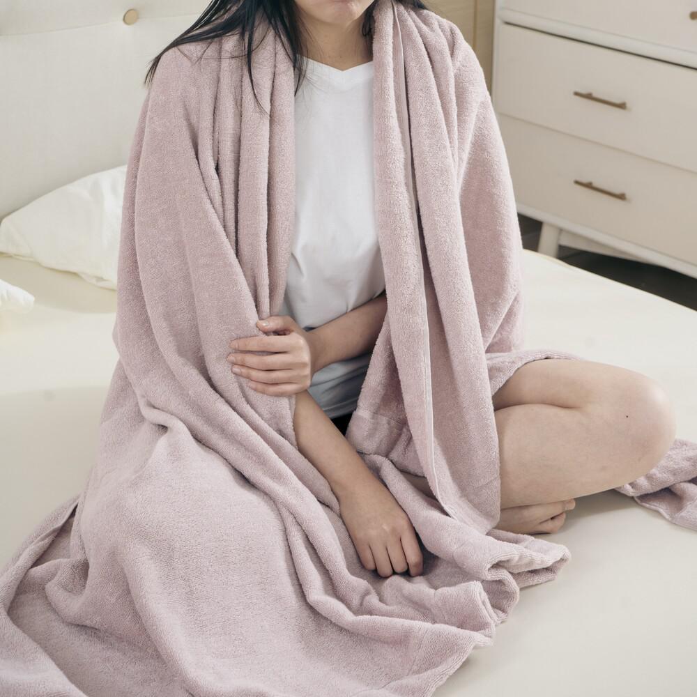 [}C]100% ^IPbg VO/obN[ht@~[iBACKYARD FAMILYj _XeBsN