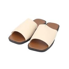 バックヤードファミリー(BACKYARD FAMILY)のフラットソールサンダル