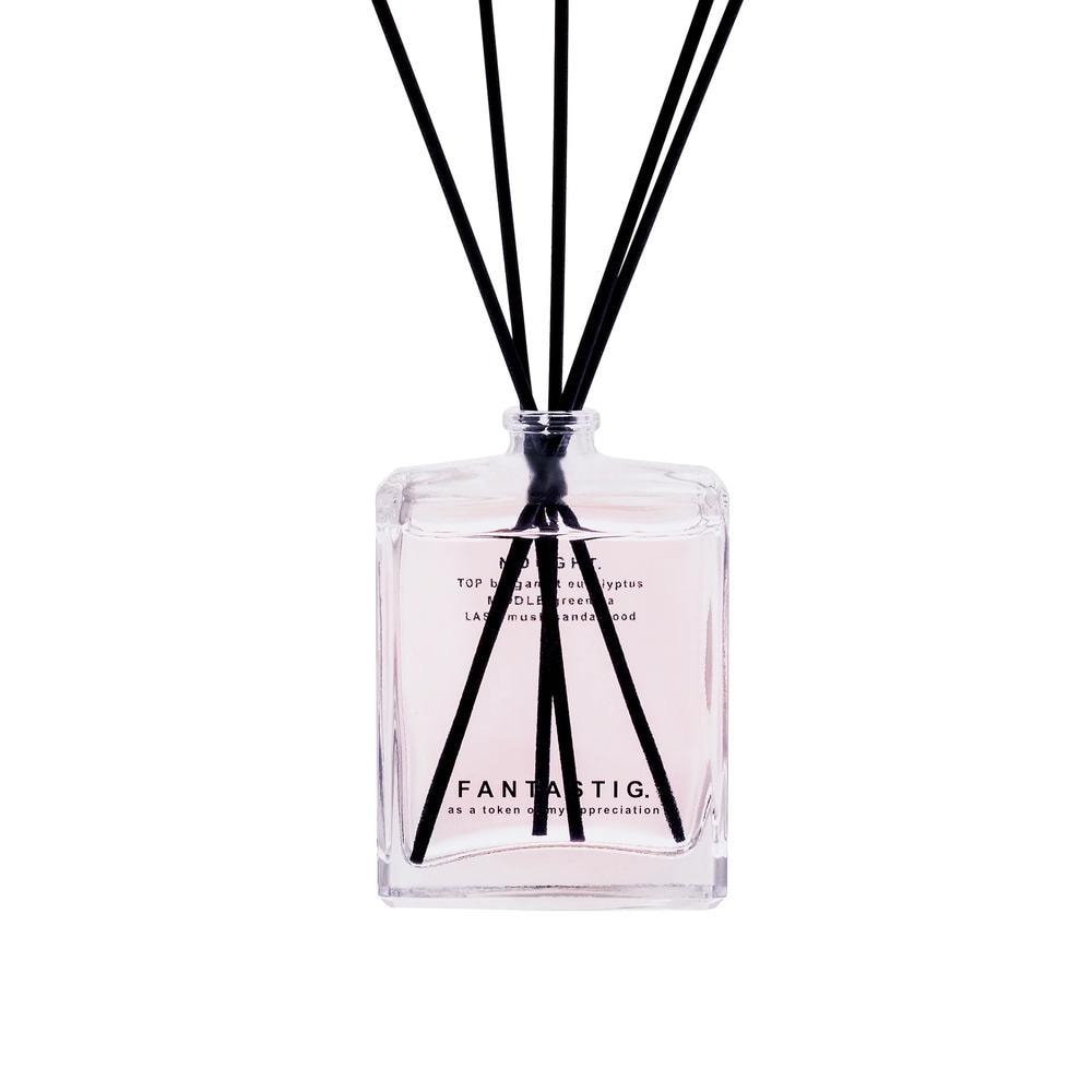 [}C]FANTASTIG. Reed Diffuser/obN[ht@~[iBACKYARD FAMILYj HENCE