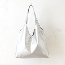 合皮VカットA4トート