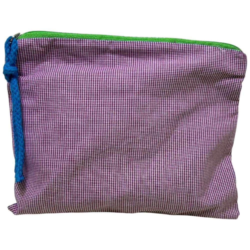 [}C]`FbNJ[|[`/obN[ht@~[iBACKYARD FAMILYj p[v