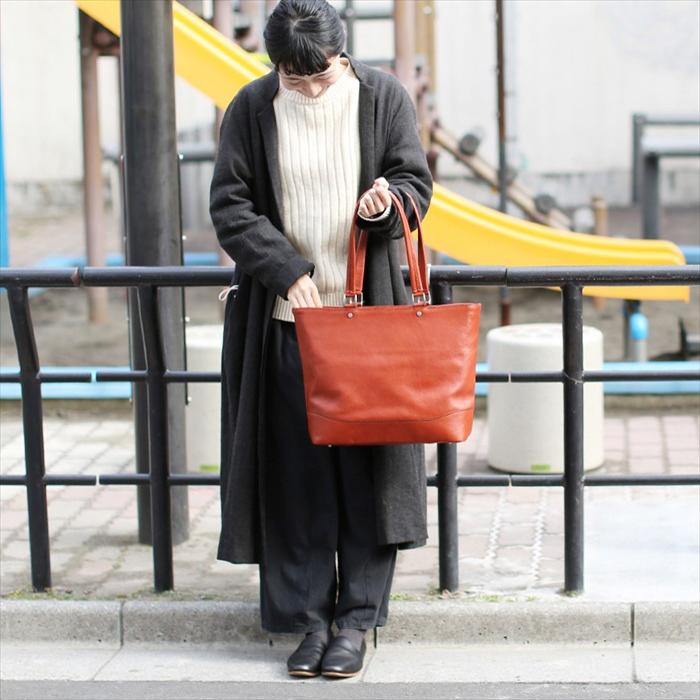 PCレザービジネストートバッグ | バックヤードファミリー(BACKYARD