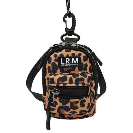 [^:lrmruckpo]yuhz L.R.M(GEA[EG)yiz bN^~jV_[|[`y[J[^ԁz yizy炵~j}TCYz郊bNuL.R.MbN^~jV_[|[`vyL.R.MzuLARGE RADIATION MANIPULATEv̗BANeBuX^CƓIɁACyɎĂACeɒǋyX^CāIyt@bṼANZgɁz|[`{̂ɃJritĂ邩Axg[vobOɊȒPłBy2WAYX^CztXgbvg΁A΂ߊ|񂩂y߂ByX}[gɁzKCzAȂǍׁXƂ[ɑ劈􁝁yfށz|GXeyYz yTCYz[c]11cm^[]8cm^[}`]3cm[V_[R]S103cmi߉\jTCY͓Xv̎TCYłBۂ̏iȂтɃ[J[\LTCYƂ͑̌덷ꍇ܂B炩߂Bydʁz60gyӓ_zŇo߂C̎x⎇OAM≘ꓙɂA򉻂Ȃǂꍇ܂BԓɂACARȂǂɂFFڂ肷邱Ƃ܂B舵̍ۂ́AipbP[WȂǂɋLڂĂi\AAeV^OAgp̒ӎȂǂKmFB{̖ړIȊOɂ͂gpɂȂȂŉBJ⃂j^[̐ɂA摜Ǝ̐F̈Ⴂꍇ܂̂ł肢܂BypV[zv[g 蕨 Mtg Ԃ zj V j jL.R.M obO NC-1152 ʔ |[` V_[obO  L[P[X CzP[X ~j|[` K V_[|[` Jrit~j|[` fB[X Y  Vv 킢 MUUMARJU jpobO