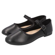 ストラップシューズ