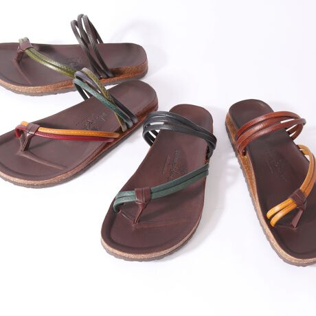 [^:478031]tẴJWAȑɃsb^̃tbgxbhT_yfUCz^ꂽdg̃U[XgbvA][gȕ͋CoBRtH[gT_̂悤ȉʂŃtBbg̗ǂtbgxbhBڒnʂɂ͖{vgpB~bh\[̃RNɃo[𑽂߂ɔzĂׁANbVAȐɗDĂ܂Bs̃\bNXƂ̃R[fBl[gŏH܂ŎgȃfUC͓IłByTCYɂāzivC25.5cmAXj[J[26.5cm-27.0cm𒅗p̃X^bt<41/25.5cmiTCY>傤ǂ悩łBTCYɂ͌l܂̂ŎQlxɂlByfށzvU[gpĂׁÃLYA܂BFvgpĂ܂̂ŐFɂӂBywhoop'-de-doo' destruction / t[vfBhD fBXgNVzRȔzō肱񂾃fUCƁAC̏펯ɎȂ}eA̗Ze[}ɂuhudestructionvB܂ł̊TOč\zVȉlςĂAJWA𒆐SƂt[vfBhD̐V@łB