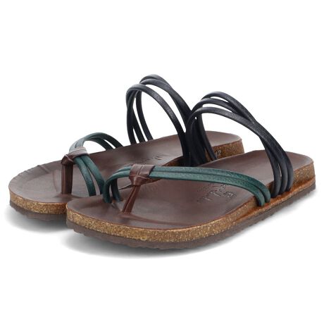 [^:478031]tẴJWAȑɃsb^̃tbgxbhT_yfUCz^ꂽdg̃U[XgbvA][gȕ͋CoBRtH[gT_̂悤ȉʂŃtBbg̗ǂtbgxbhBڒnʂɂ͖{vgpB~bh\[̃RNɃo[𑽂߂ɔzĂׁANbVAȐɗDĂ܂Bs̃\bNXƂ̃R[fBl[gŏH܂ŎgȃfUC͓IłByTCYɂāzivC25.5cmAXj[J[26.5cm-27.0cm𒅗p̃X^bt<41/25.5cmiTCY>傤ǂ悩łBTCYɂ͌l܂̂ŎQlxɂlByfށzvU[gpĂׁÃLYA܂BFvgpĂ܂̂ŐFɂӂBywhoop'-de-doo' destruction / t[vfBhD fBXgNVzRȔzō肱񂾃fUCƁAC̏펯ɎȂ}eA̗Ze[}ɂuhudestructionvB܂ł̊TOč\zVȉlςĂAJWA𒆐SƂt[vfBhD̐V@łB