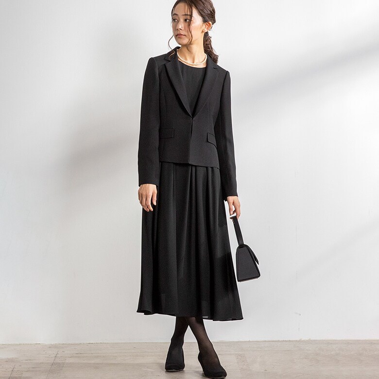 希少デザイン】東京ソワール ブラックフォーマル 半袖ワンピース