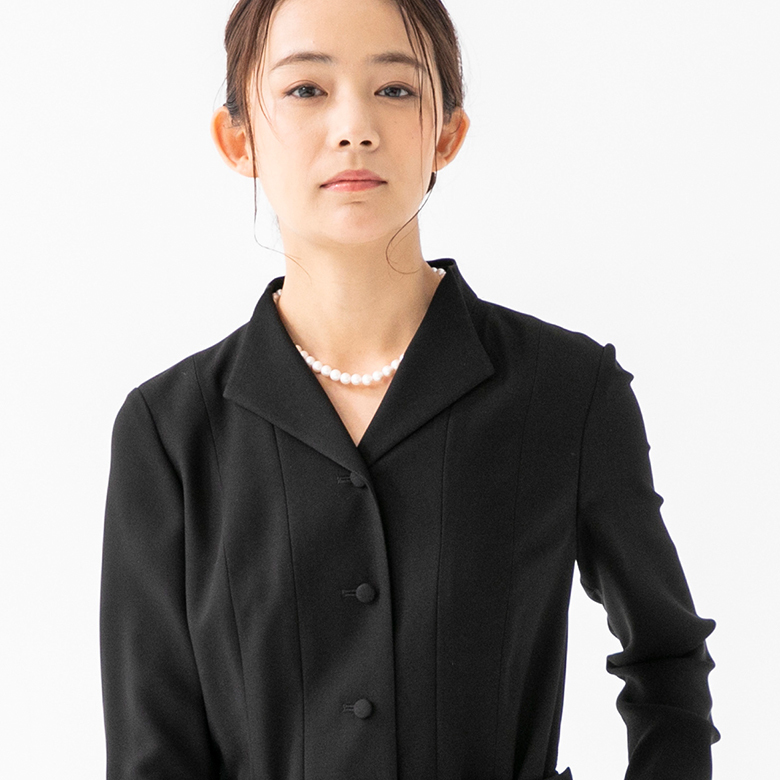 のサイトで 新品 ☆礼服 マーメイド ブラックフォーマル 喪服 ボタンの