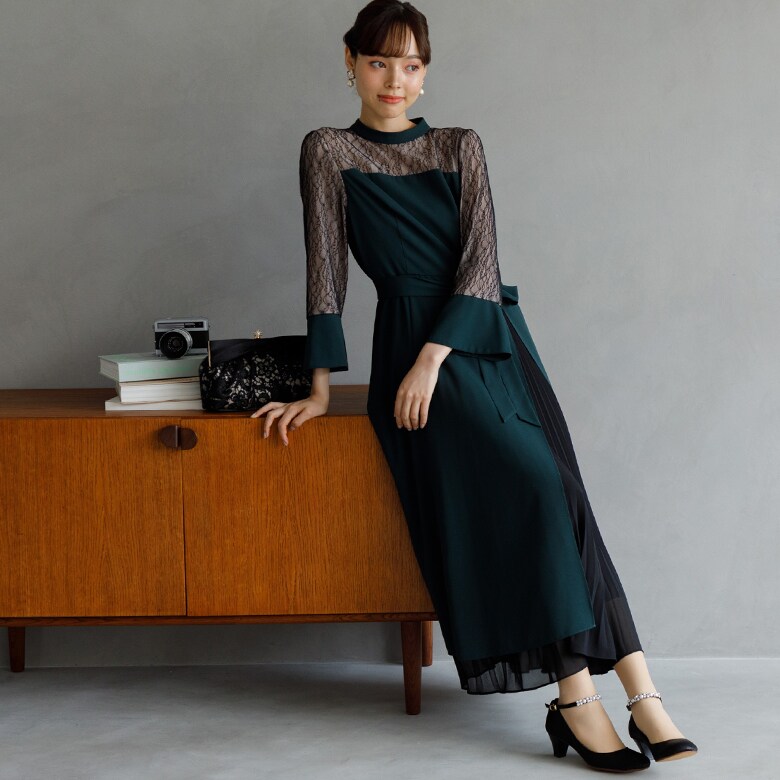 ゼクシィ9月号掲載》スタンドカラー スリットワンピース+プリーツ