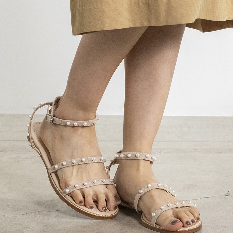 TSURU BY MARIKO OIKAWA Voyage パールサンダル 白 TSURU BY MARIKO OIKAWA Voyage パールサンダル 白 TSURU BY MARIKO