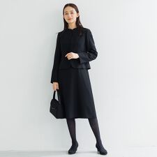 フォルムフォルマ(form forma)の【喪服・礼服】スタンドカラージャケット&セミフレアワンピース/ブラックフォーマルスーツ〈大きいサイズ