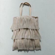 フォルムフォルマ(form forma)のフリル手提げ/サブバッグ/結婚式/パーティー