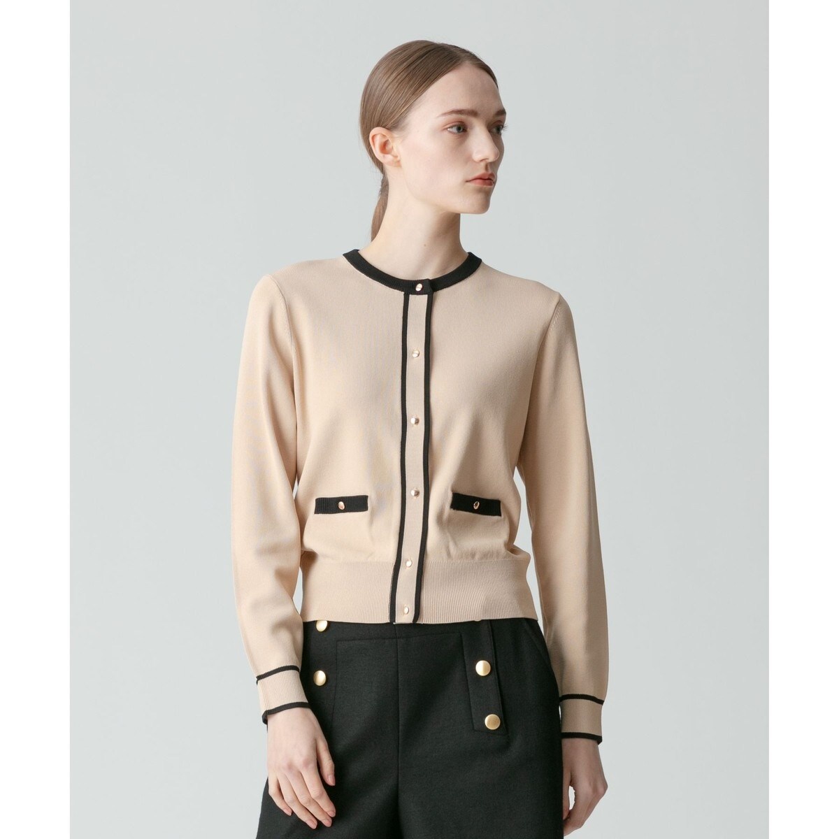 【allureville】アルアバイル 配色ポケットクルーカーディガン ベージュ 配色ポケットクルーカーディガン | アルアバイル(allureville