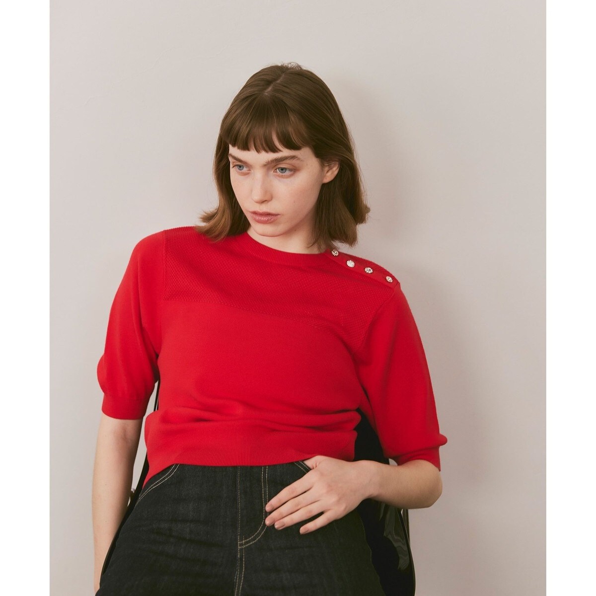 美品　LOULOU WILLOUGHBY ショルダービジュープルオーバー白 LOULOU WILLOUGHBY】ショルダービジュープルオーバー | ルルウィルビー