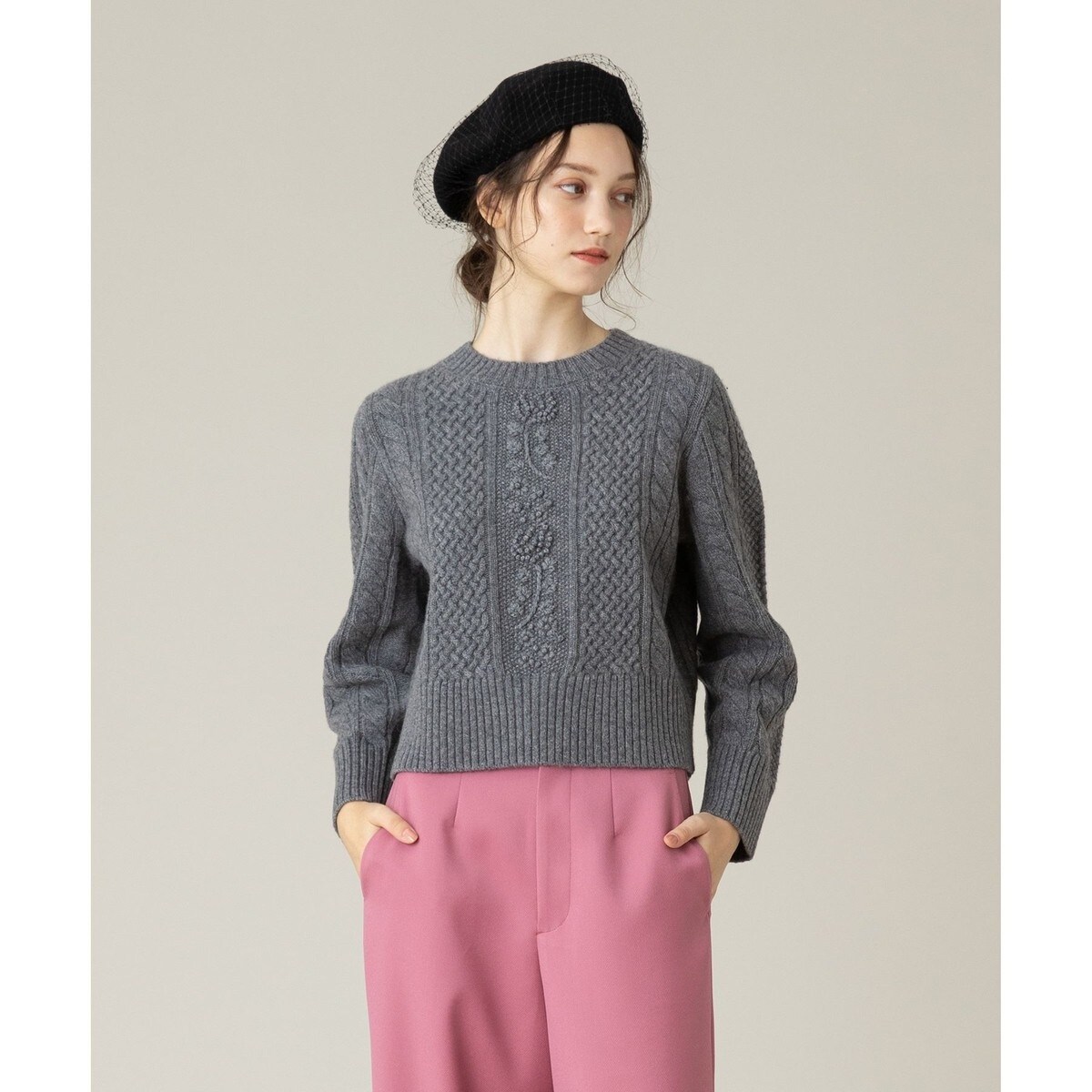 新品未使用　ルルウィルビー　フラワーレースケーブルニット LOULOU WILLOUGHBY】フラワー刺繍ケーブルニット|allureville