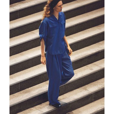 [^ԁF20251012110]yallureville 2025 spring&summerzfނŃZbgŒĒƁAI[C̗lɊyŒACełBAA`Ԉ萫ǋfނgĂ̂ŁAďɂAVɂƂłB^bNZ^[vX́A}jbVȃ\tgChpcłBEGXgɃSĂ̂Œ₷A̓XbLƂCɃfUCĂ܂BpcPiƂẴgbvXAE^[ƍ킹₷AV[YĒACełByX^btRgzŏ_炩̂ŒSnǂAobNEGXgSȂ̂łBnȂ̂œ~ȊO܂B2^bÑfUCōۂ{[A񂵂₷Xg[gVGbgB̂iȐnŃVɂȂɂAʋ΂ɂ߂łB􂢉\łBƖ̊֌WɂAۂFČꍇ܂B܂p\REX}[gtHȂǂ̊ɂAiƉ摜̃J[قȂꍇ܂B\߂B