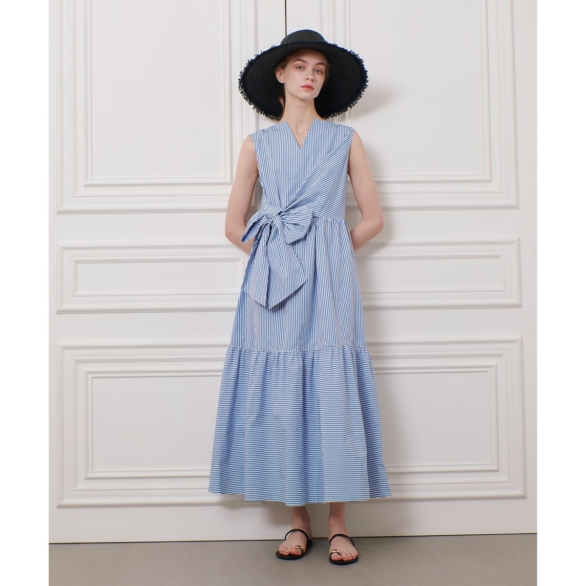 ルルウィルビー　NEONストライプフラワーノースリワンピース　2024SS 新品 LOULOU WILLOUGHBY】NEONストライプフラワーノースリワンピース