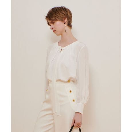 [^ԁF20251013230]yallureville 2025 spring&summerzi`ȔGƁAVN̗lȕ킹{EuEXBBe[W̗lȕ͋CɉHnŎdĂĂ̂ŁAGKXłȂJWAɂ킹₷ACeɁBtg̃{E̕ňꂩ炰ƁAVlbN̋܊JɂȂAN[ŏ炵ۂɁBƃ{тƁA NVbNŃGKgȕ͋Cy߂܂BfjLCڂȃXJ[g܂ō킹₷fUCŁAlXȃR[fBl[gy߂ꖇłByX^btRgzVA[fނiȃ{E^CuEXB{EfUCƃMU[ꂽlbNfUCA؂₩ŃtF~jȈۂ^܂BЌтŐ炷ŏcCA{ɌłۂςĊy߂ACełBCĂAEgĂĂ▭ȏ䊴łBzCg͏܂Bł\łBƖ̊֌WɂAۂFČꍇ܂B܂p\REX}[gtHȂǂ̊ɂAiƉ摜̃J[قȂꍇ܂B\߂B