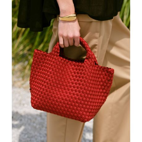 [^ԁF22252250100]yselect  2025 autumn&winterzԂȂՂƃ}`A2WAYłgȂǎpIBԂȂՂȃ}`tAt̃|[`̐ɏd󂵂܂BVFRedoByNAGHEDI (iQeB)z20N߂ANZT[ƊEɐguTEiQfBA gV[Y𒴉złNVbNȃobO肽hƂ肢X^[guhBAN[jO₨ꂪȒPȃlIvfނĐDƓ̐@ɂāAyʂŉɂAhɂDꂽobOWJĂBɎD̃obO͌㏗Ƀ}b`fUCƑprŁAuh\VOl`[ɁBƖ̊֌WɂAۂFČꍇ܂B܂p\REX}[gtHȂǂ̊ɂAiƉ摜̃J[قȂꍇ܂B\߂B