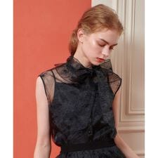 【LOULOU WILLOUGHBY】オーガンジーフラワー刺繍ブラウス