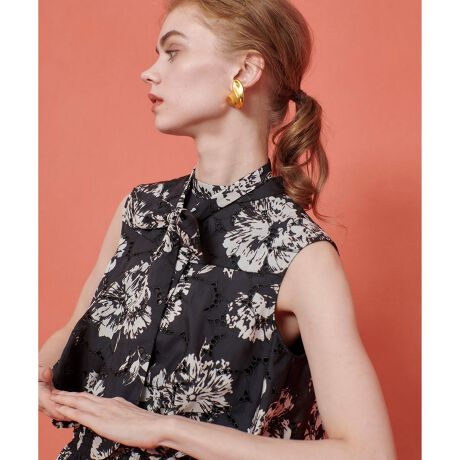 [^ԁF21252013030]yLOULOU WILLOUGHBY  2025 autumn&winterzLOULOU WILLOUGHBYX܂ƃICVbv̔ɂȂ܂Bvg̏ォhJ{i{[[XjґȐngpB̐Ȃ@BŎhJĂ܂Bmg[J[^Ăɂ҂ŁAXJ[gƂ̃ZbgłĂACełBbtƃeBA[hfUC悤ȓ̂fUCB{͎OBCAEgĂ܂.yX^btRgzmg[̃t[vg̏ォÅ󏭂ȋ@BŎhJ{uEXB炵͋C̃vgłBg̓btɂȂĂătAVGbgł{gXɃCł܂BuEX̂ɃfUC邽߃{ł؂₩ȕ͋Cł܂B|GXe100%łARbĝ悤ȒʋCɗDꂽnŁAēɂ҂ŗȒpłBƖ̊֌WɂAۂFČꍇ܂B܂p\REX}[gtHȂǂ̊ɂAiƉ摜̃J[قȂꍇ܂B\߂B