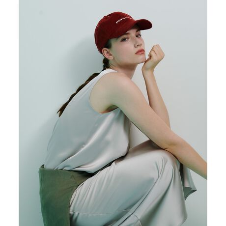 [^ԁF20252013600]yallureville 2025 autumn&winterzVN̂悤ȂȂ߂炩ȎƁA悢򂪏iȈۂ^ꖇBfRe݌̃C悢ŁAwV[ȔvXBȂ₩ȗA{fBCYɃJo[ĂVGbgBWPbgu]̃Ci[ƂĂ̒p͂AG߂ɂ͈ꖇŗGKgɊy߂^NgbvłByX^btRgzVcWPbgȂǂ̃Ci[Ƃđ劈̃ACeBɈꖇłĂ܂B񌳂A[傫߂AǂŃwV[ȔoĂ܂B̃CYɃJo[ĂDGȃVGbgBCłAEgłx䊴łBzCg͔瓧܂CɂȂȂxłBVN悤ȏ㎿ȃ|GXefނŁAł\łBƖ̊֌WɂAۂFČꍇ܂B܂p\REX}[gtHȂǂ̊ɂAiƉ摜̃J[قȂꍇ܂B\߂B