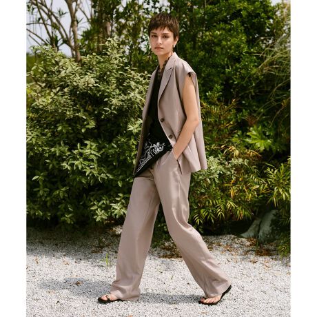 [^ԁF20252012020]yallureville 2025 autumn&winterzŌy₩Ȟђfނgp^bNpcBC܂ނ悤Ȍy₩̑fނ́A̎ڐG⊴fނȂ̂ŏꂵȂAhVɂx񂾃C[W[PAfނɂȂ̂ŁAItV[͖ܘ_AƂȈʂł􂵂Ă܂BƂƂ܂ɗ郏Ch߂ׂȂXg[gVGbgȂ̂Œ񂵂₷AEGXg̖t|Cgspecial summer̃X^CÕgbvXINĒR[fBl[g߁Bfނ̃W(20252010010)Ƃ̃ZbgAbvł̒p߂łByX^btRgzIItg閜\pcB_炩Sn̗ǂnŁAXgXt[ȈꖇB|GXefނgpAAVɂȂɂ̂BEGXgɃ{^Ă2iK߂ł܂BEGXg̃^bNCɂȂ邨ɃJo[Ă܂BCh߂ȂׁAChpcȕ⏬ȕɂoXǂȂĂ܂B|Pbg|CgBTVcɃXj[J[Ńtɍ킹AuEXWPbgŃLC߂ɍ킹A킹ACeI΂Ȃ񂵗͂̍ACełBAC{[̓Ci[ɔZF𒅂ƃ|Pbg̃C猩܂ACi[̂̓͂قƂǋCɂȂ܂łB􂢉\łƖ̊֌WɂAۂFČꍇ܂B܂p\REX}[gtHȂǂ̊ɂAiƉ摜̃J[قȂꍇ܂B\߂B